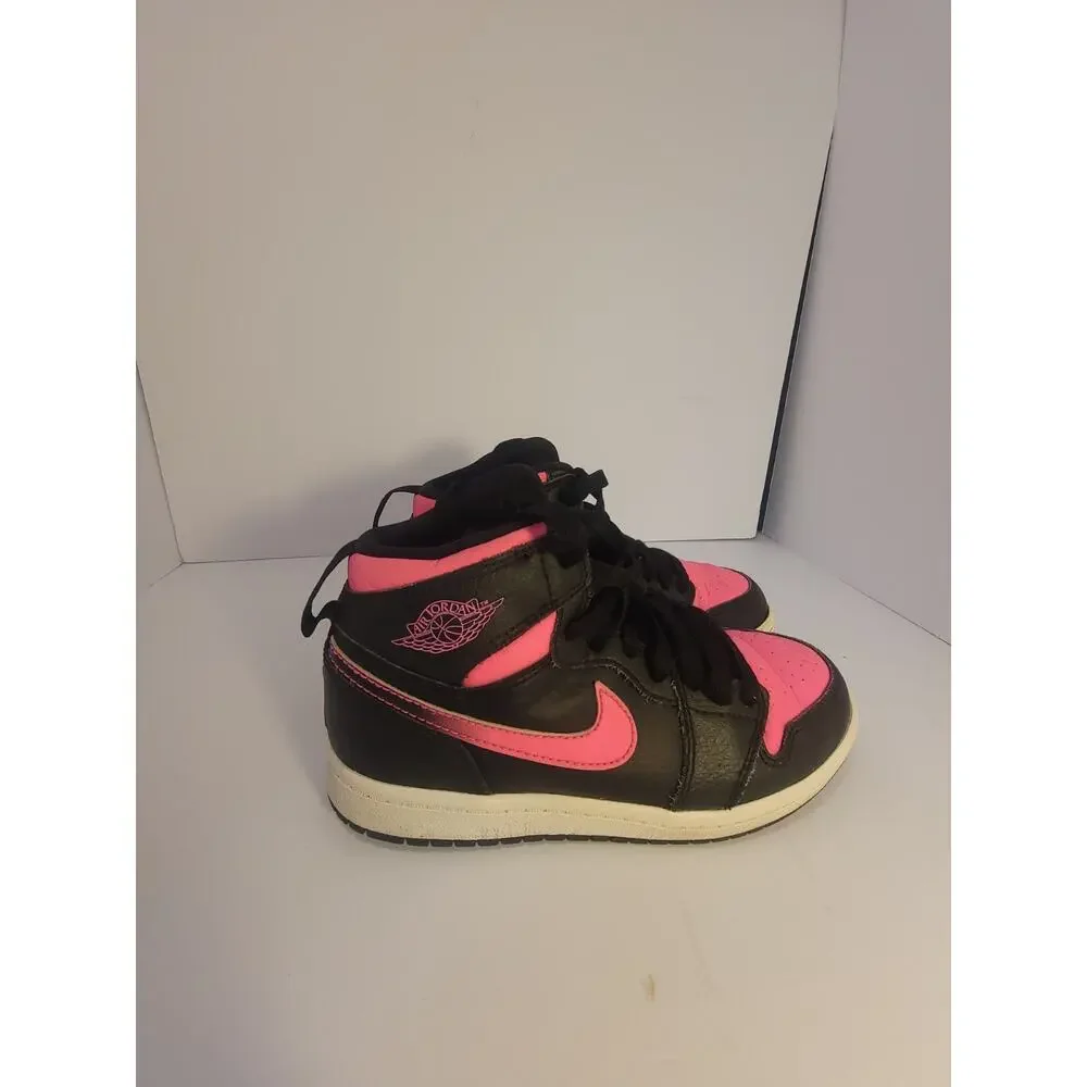 Nike Air Jordan 1 Retro High GS Black Hyper Pink Size 1y 705321-019